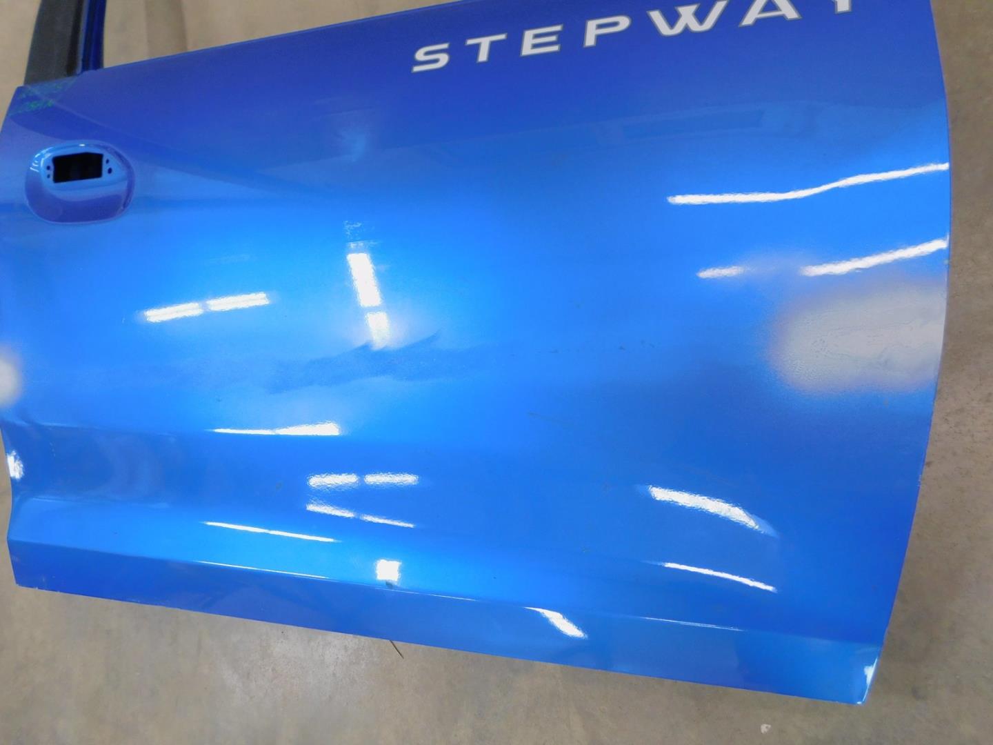 Дверь передняя правая