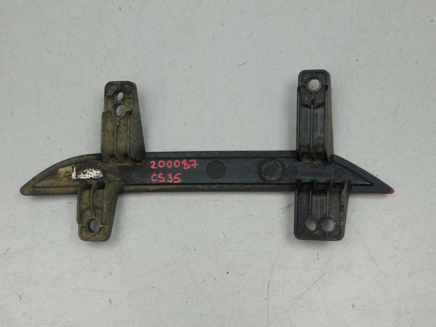 Фонарь задний в бампер правый