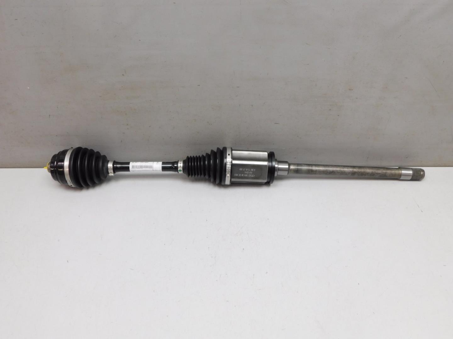 Полуось правая (привод)