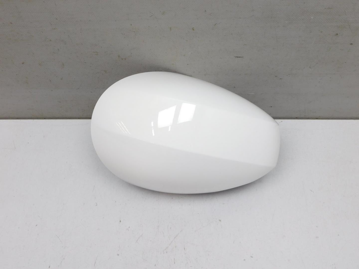 Накладка зеркала правого