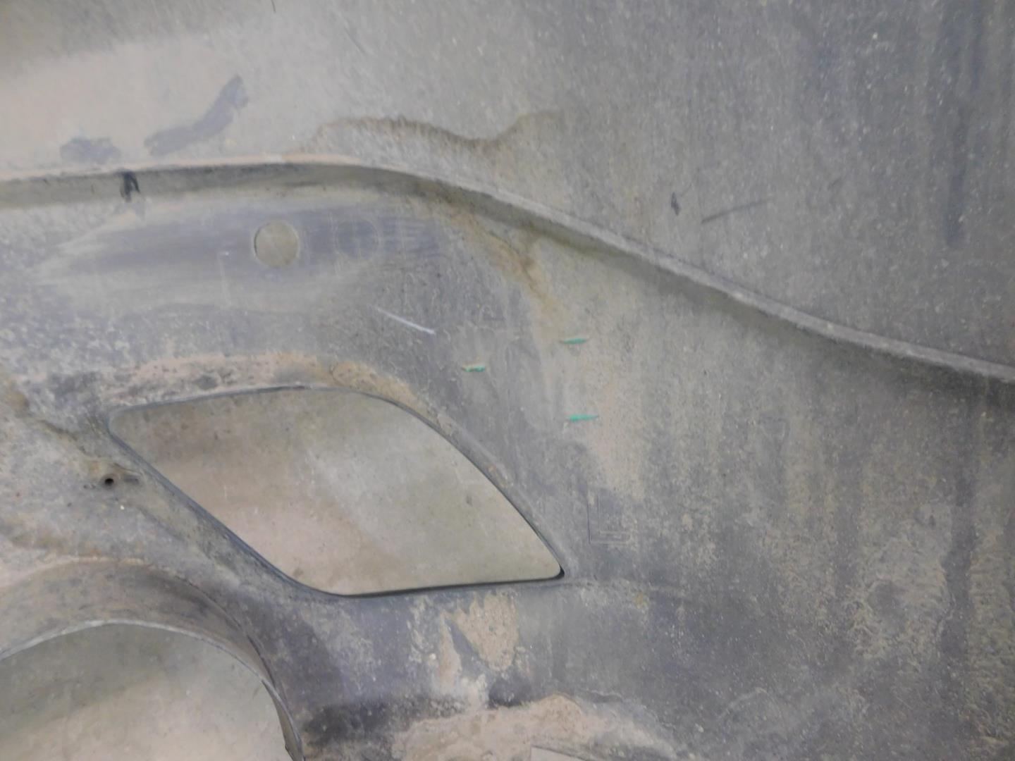 Бампер задний