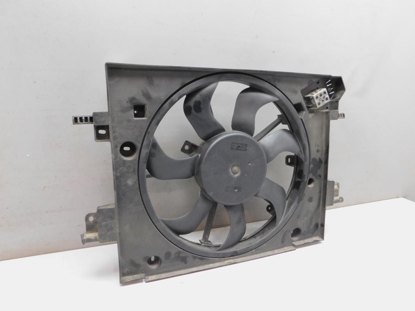 Диффузор вентилятора