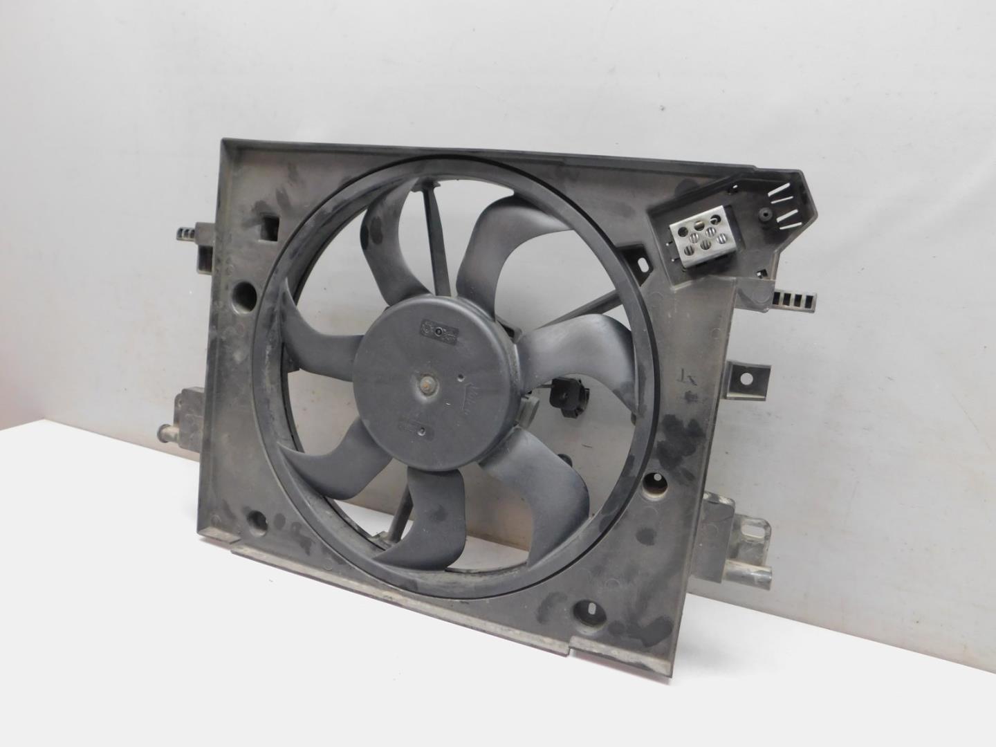 Диффузор вентилятора