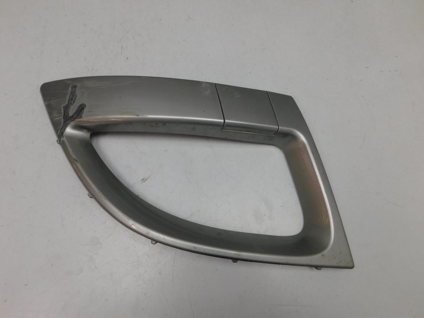 Накладка переднего бампера