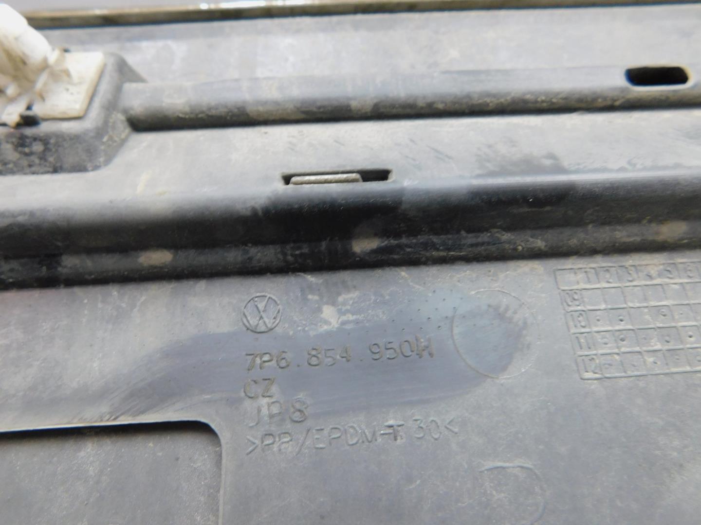 Накладка двери задней правой