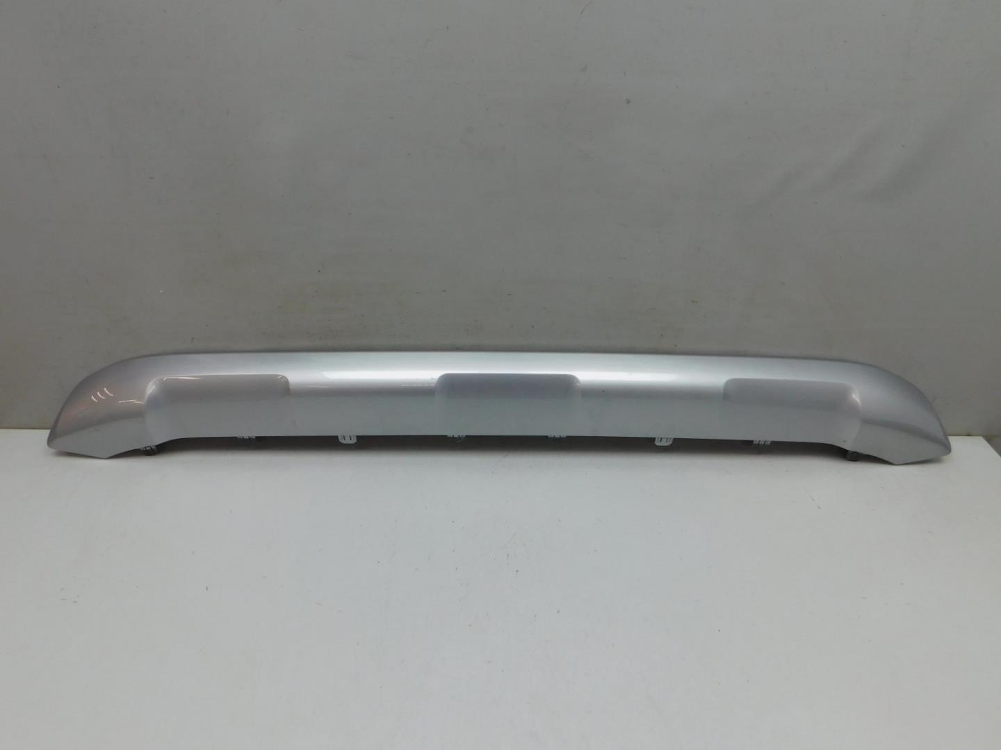 Накладка переднего бампера