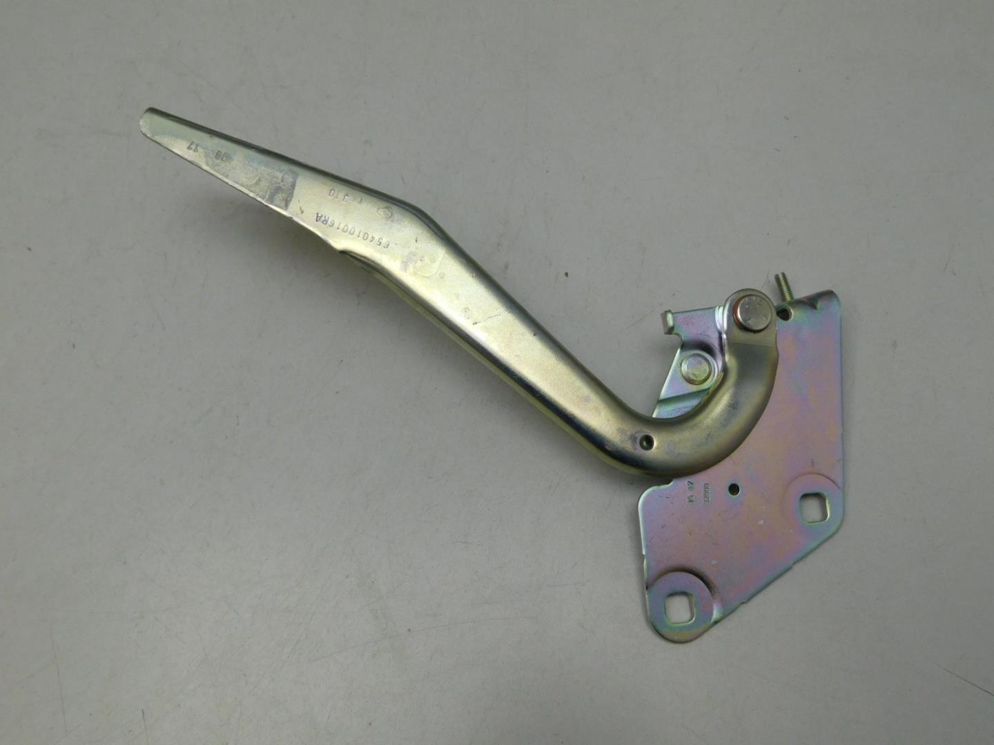 Петля капота левая