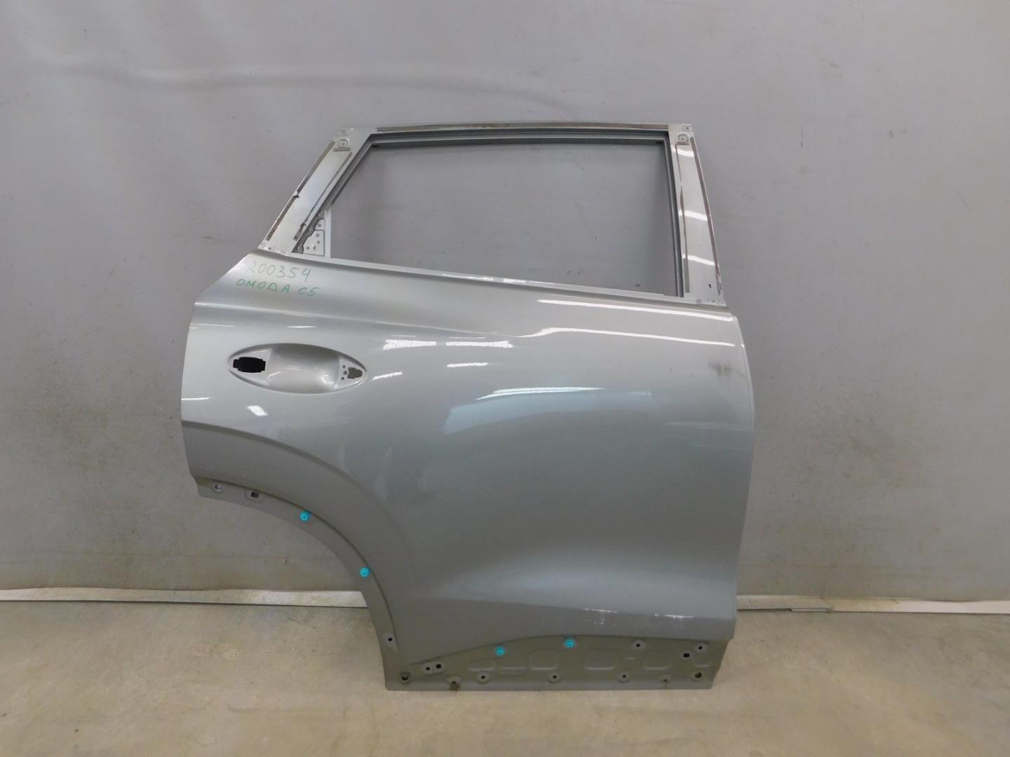 Дверь задняя правая