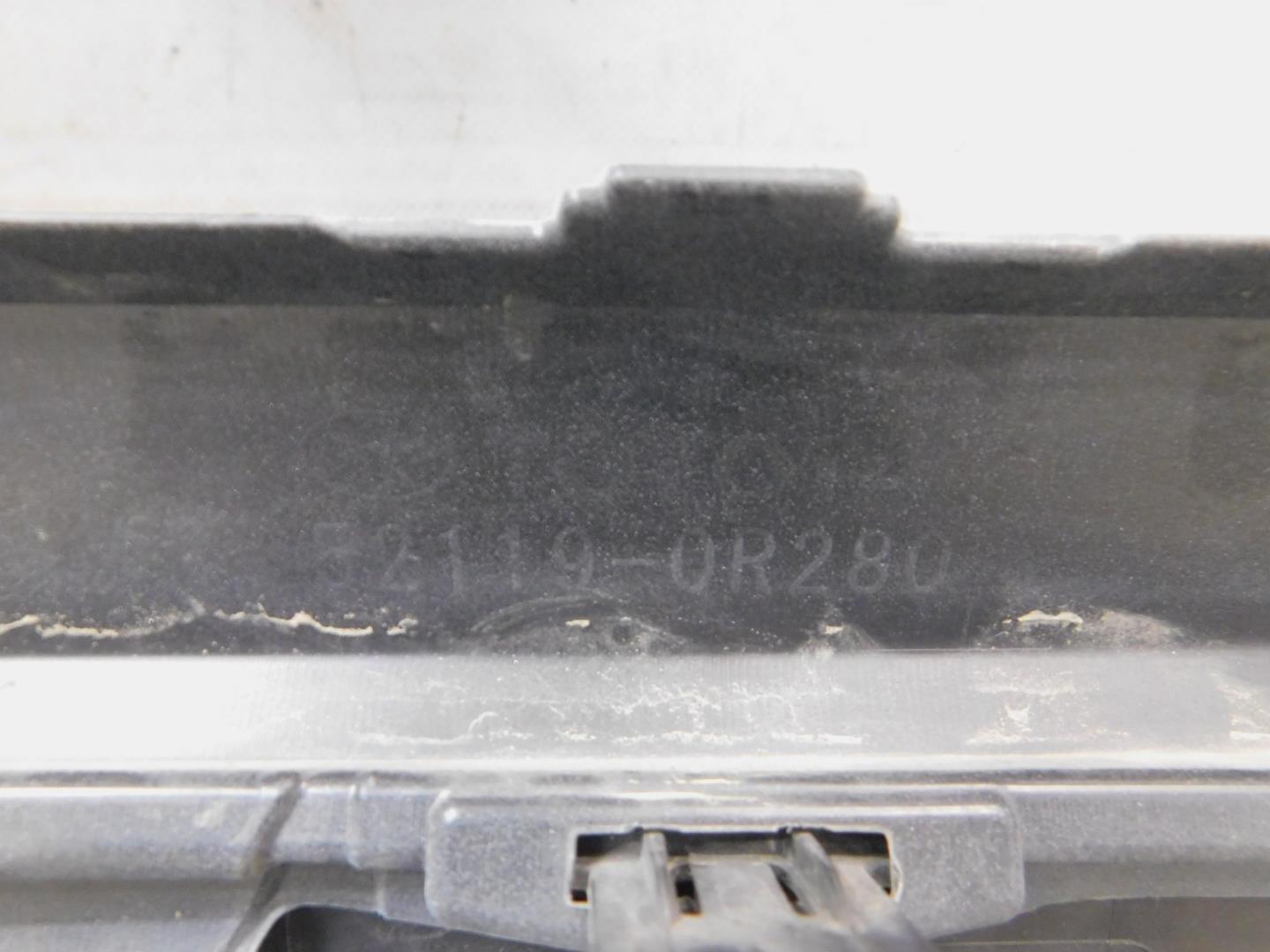 Бампер передний