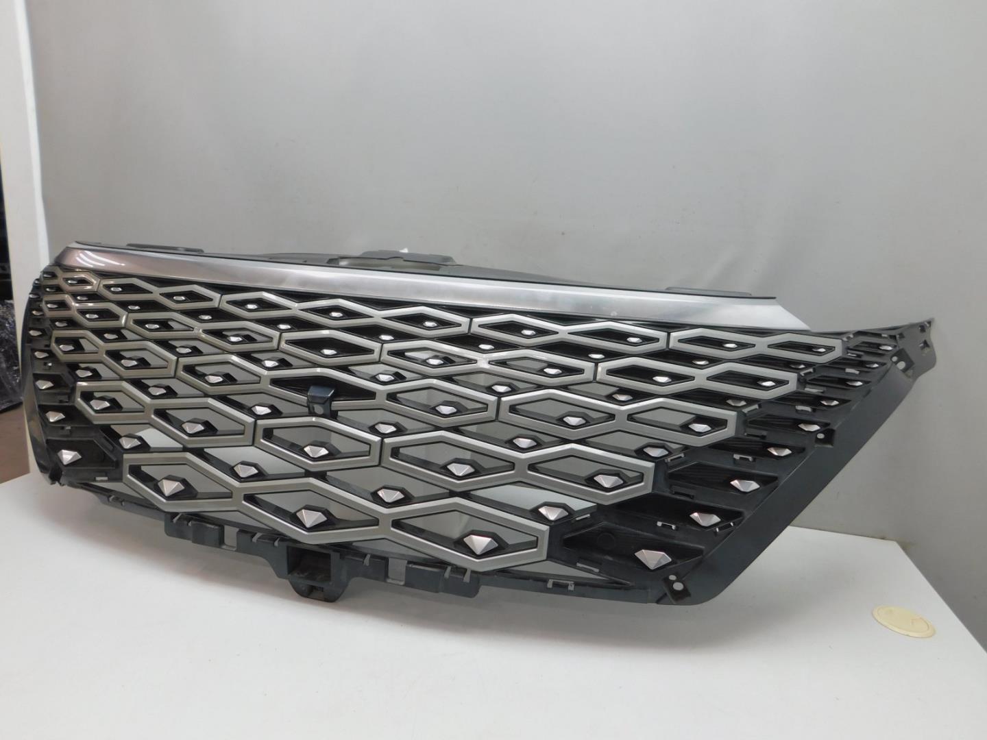 Решетка радиатора