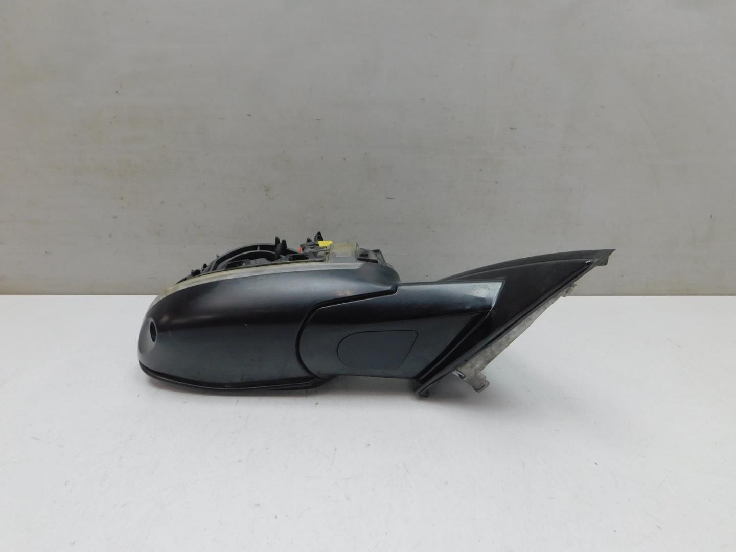 Зеркало правое электрическое