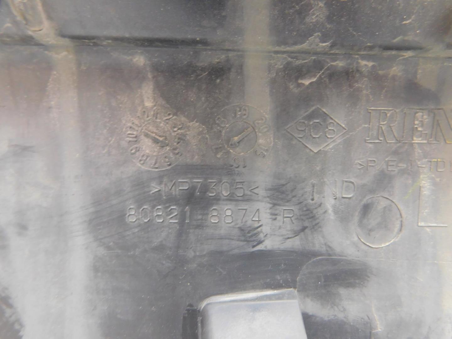 Накладка двери передней левой