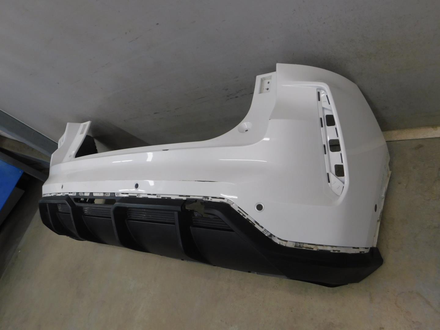 Бампер задний