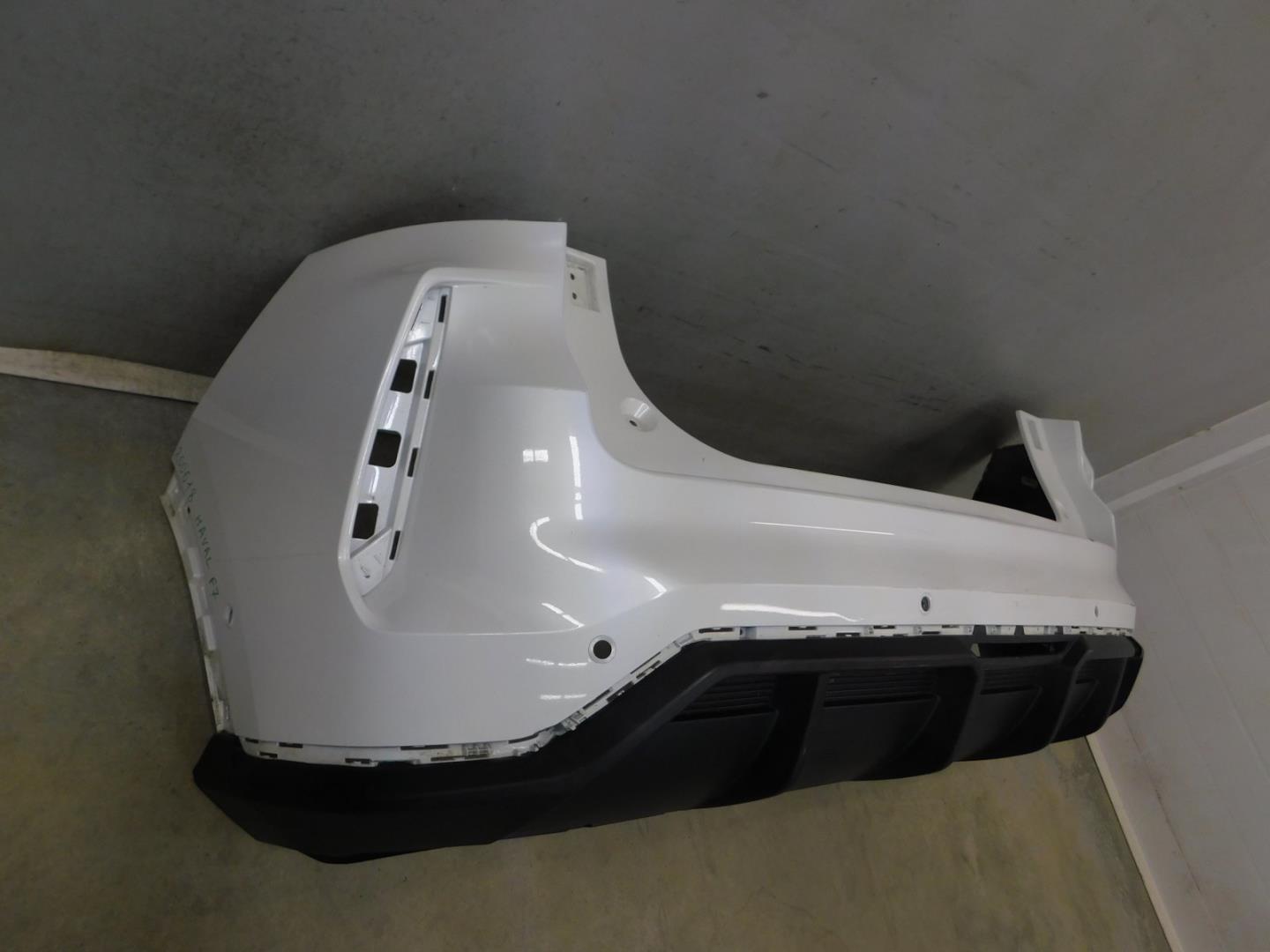 Бампер задний