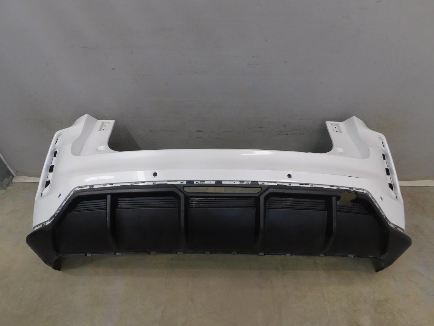 Бампер задний