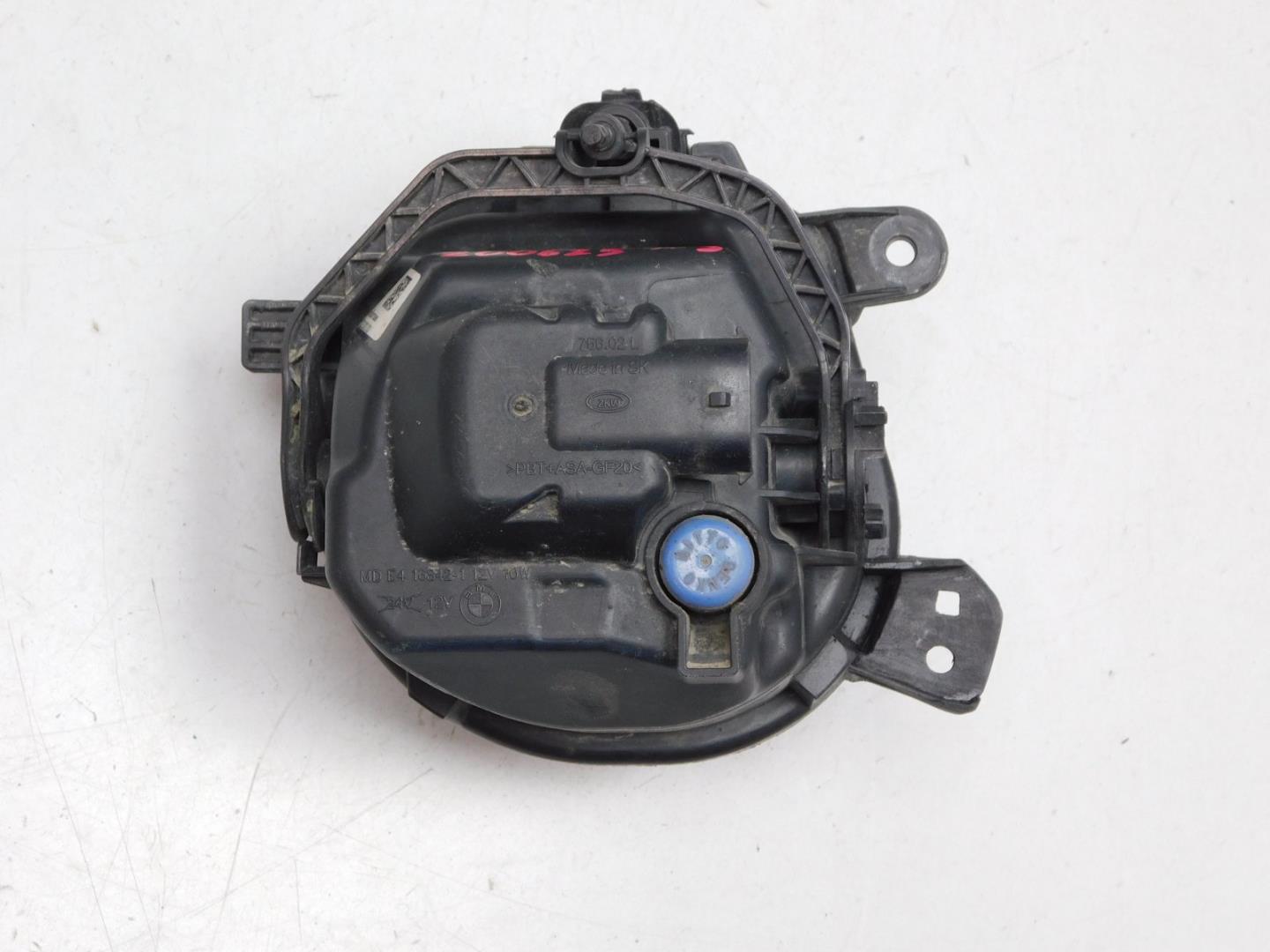 Фара противотуманная левая