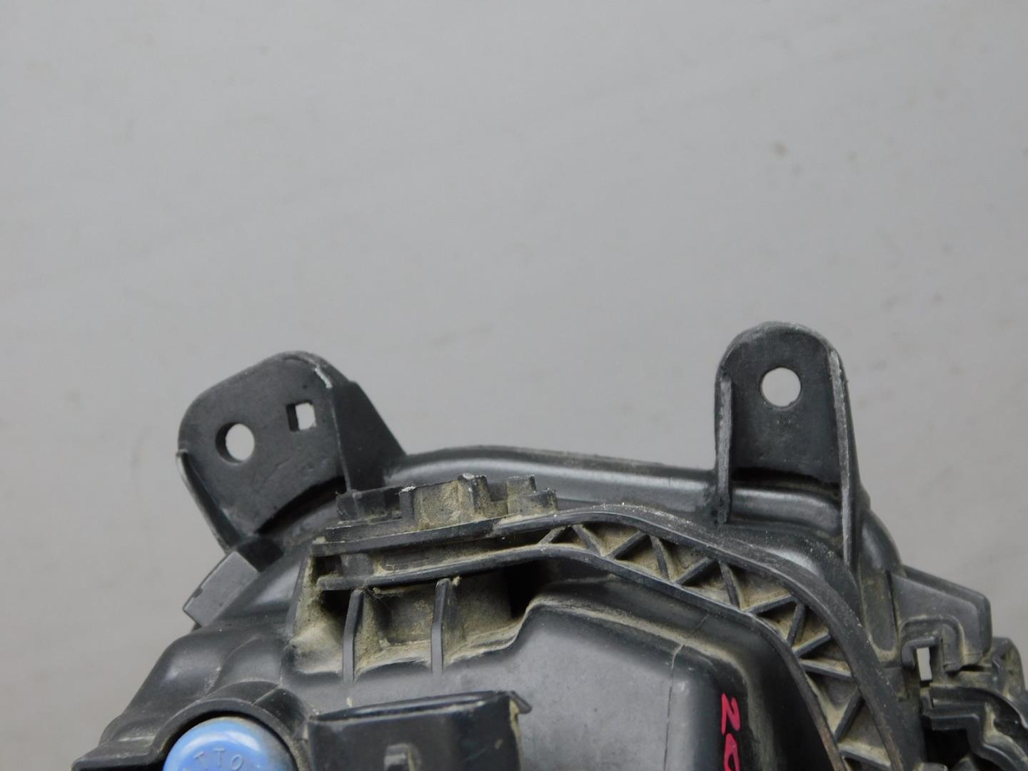 Фара противотуманная правая