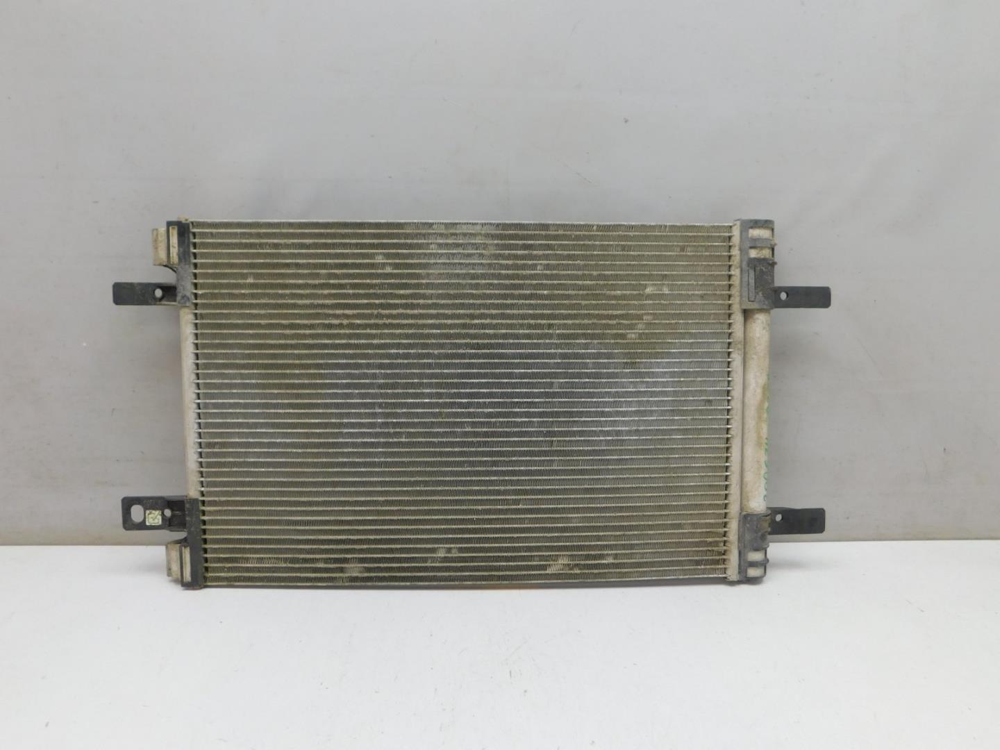 Радиатор кондиционера / конденсер