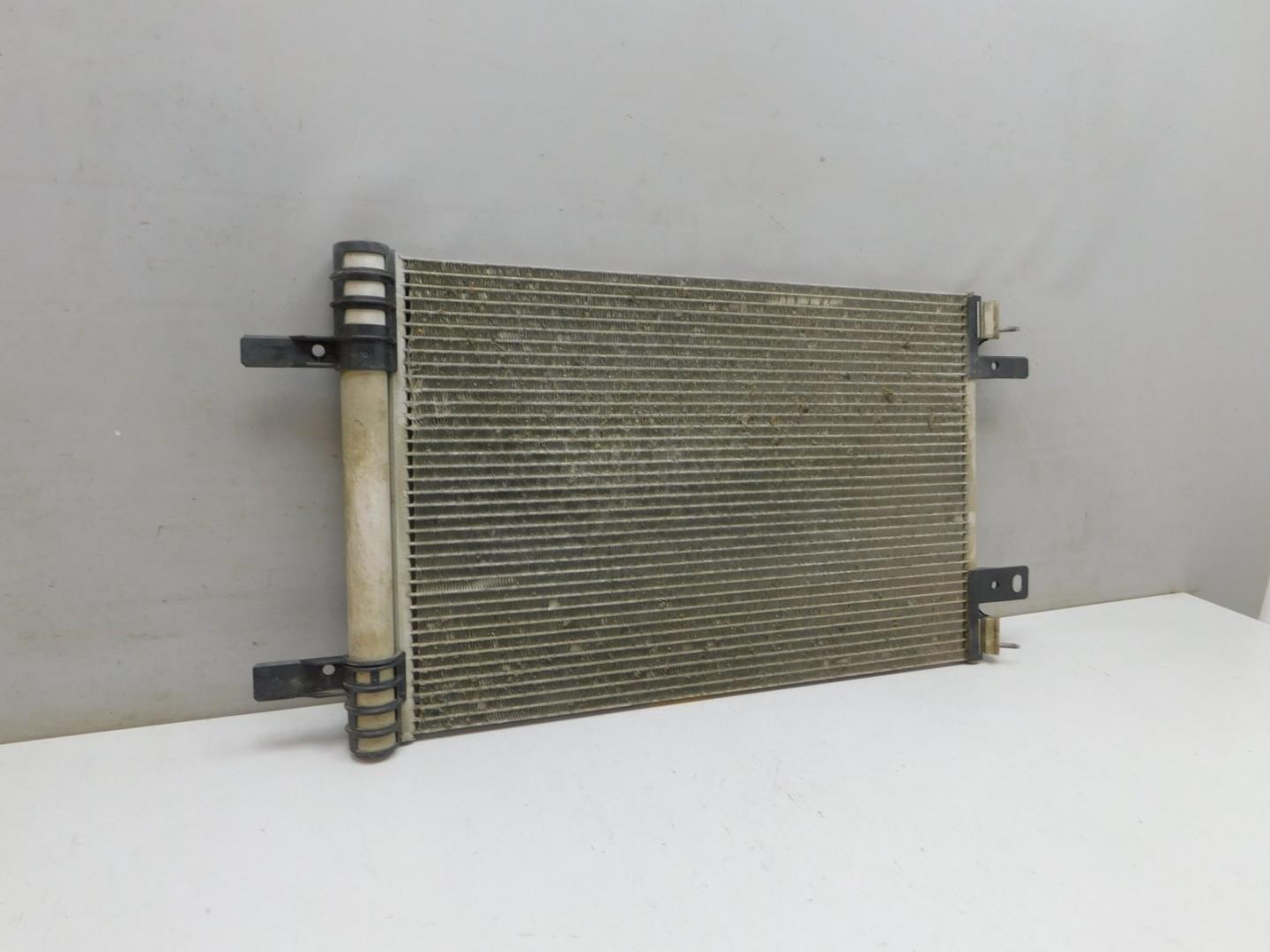Радиатор кондиционера / конденсер