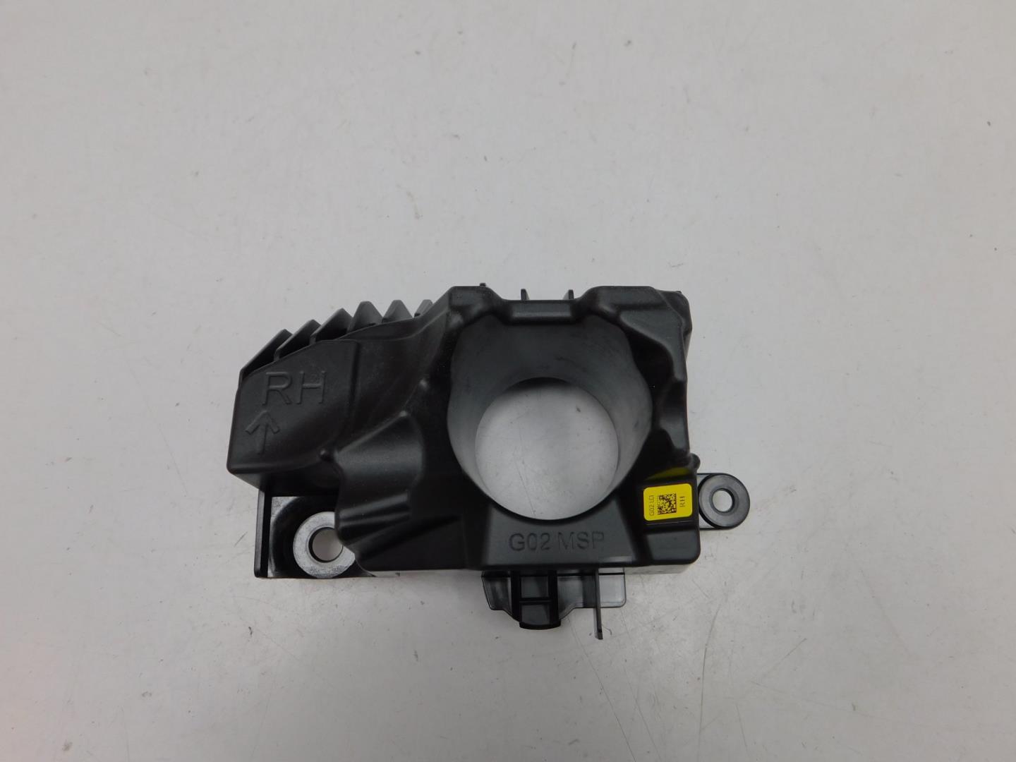 Кронштейн заднего бампера