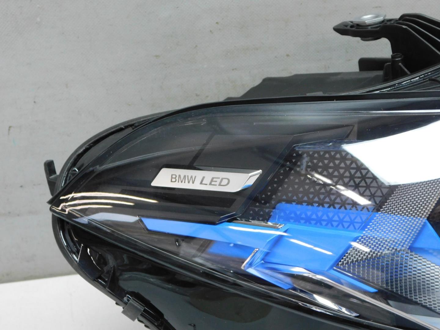 Фара правая