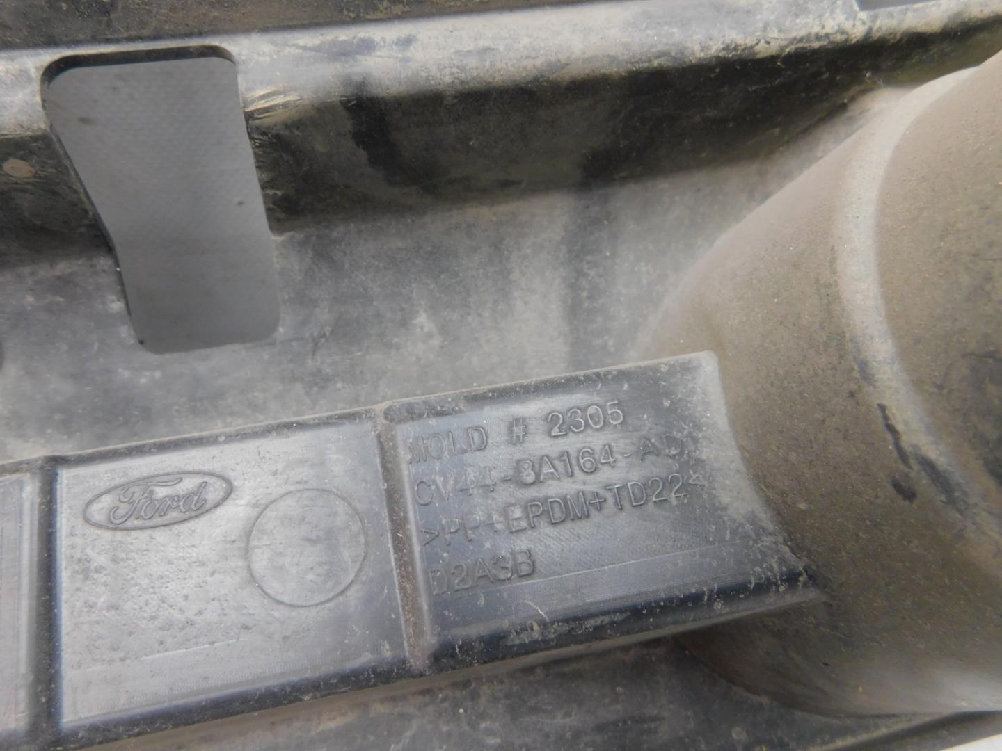 Усилитель переднего бампера