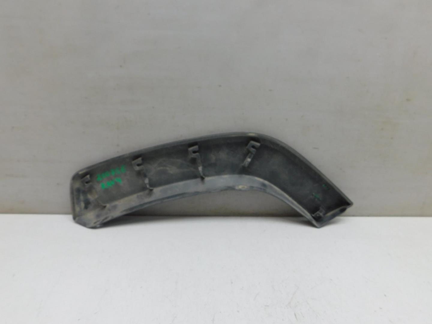 Накладка двери задней правой