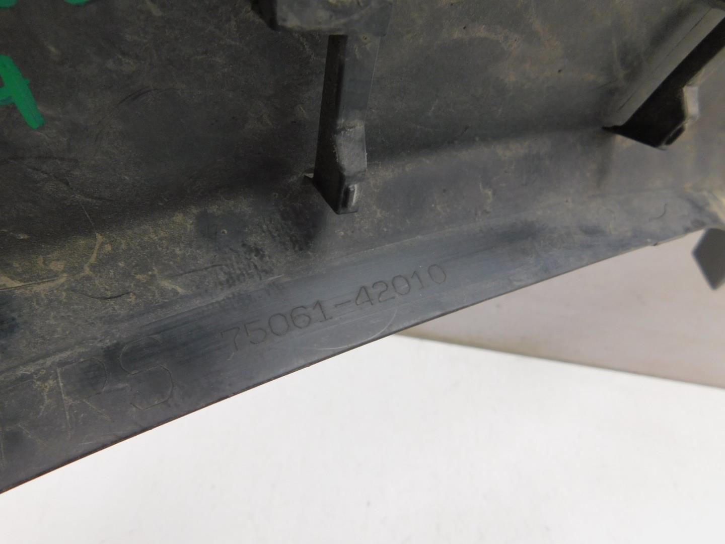 Накладка двери задней правой