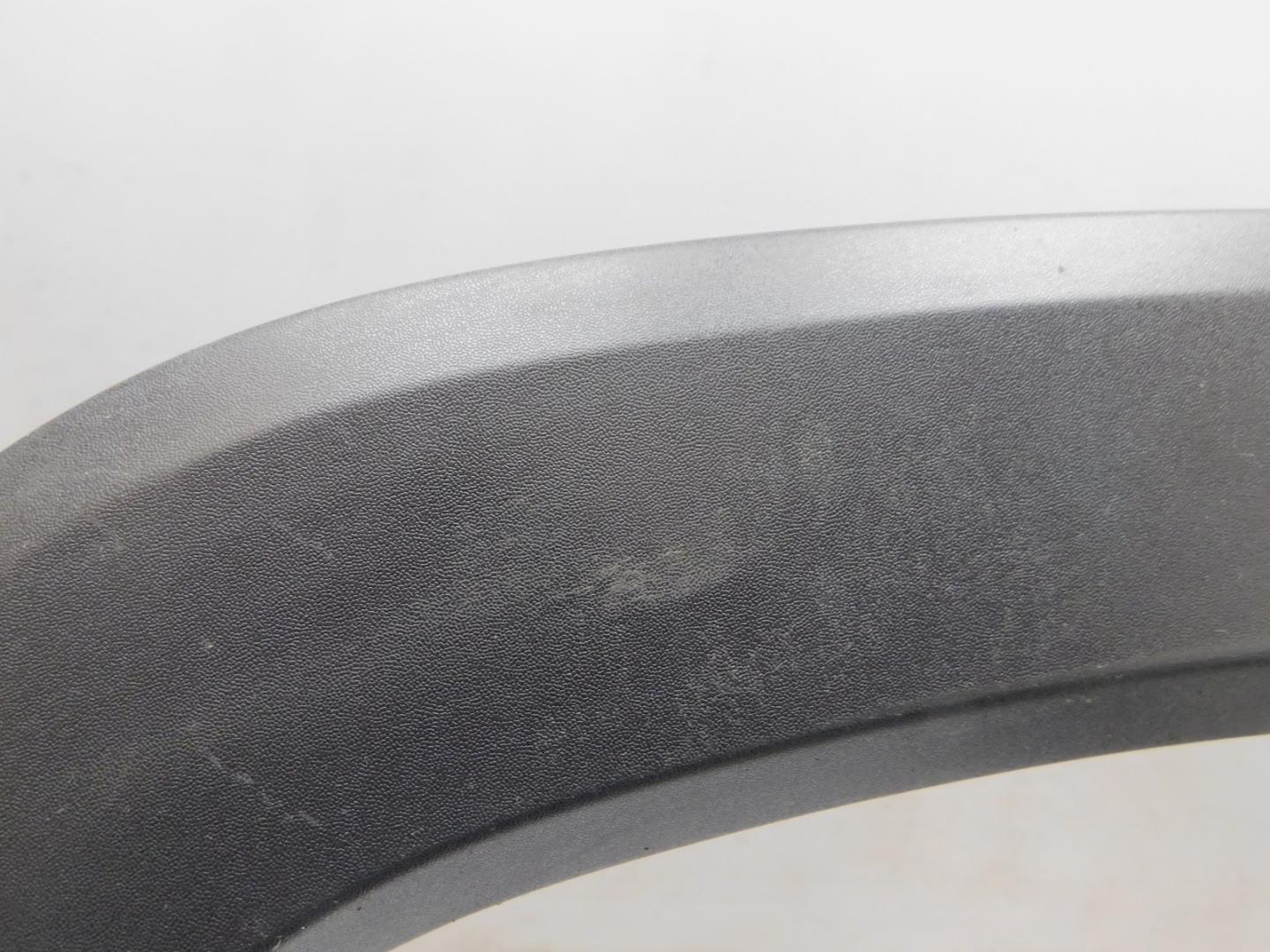 Накладка двери задней правой