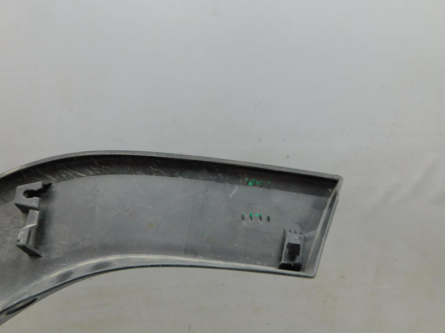 Накладка двери задней правой