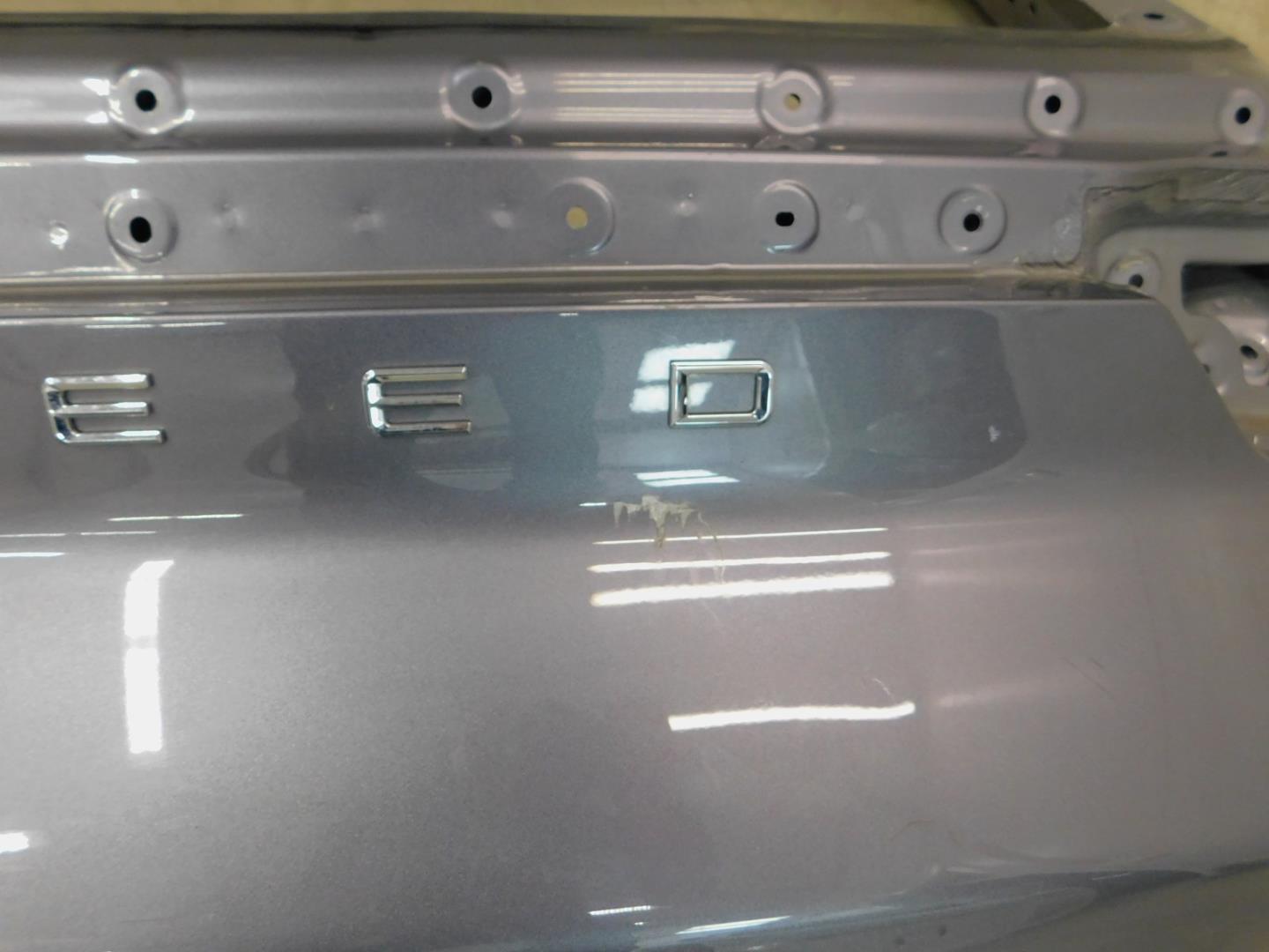 Дверь багажника