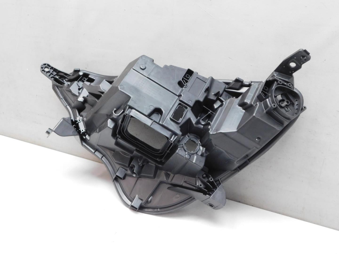 Корпус фары правой