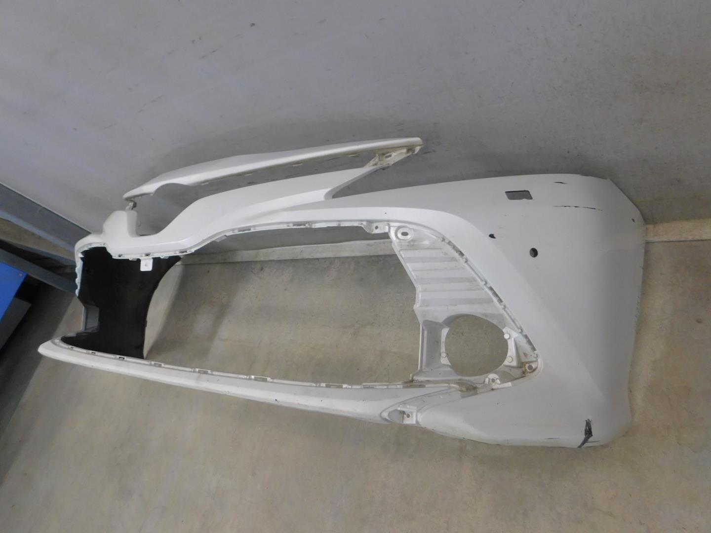 Бампер передний