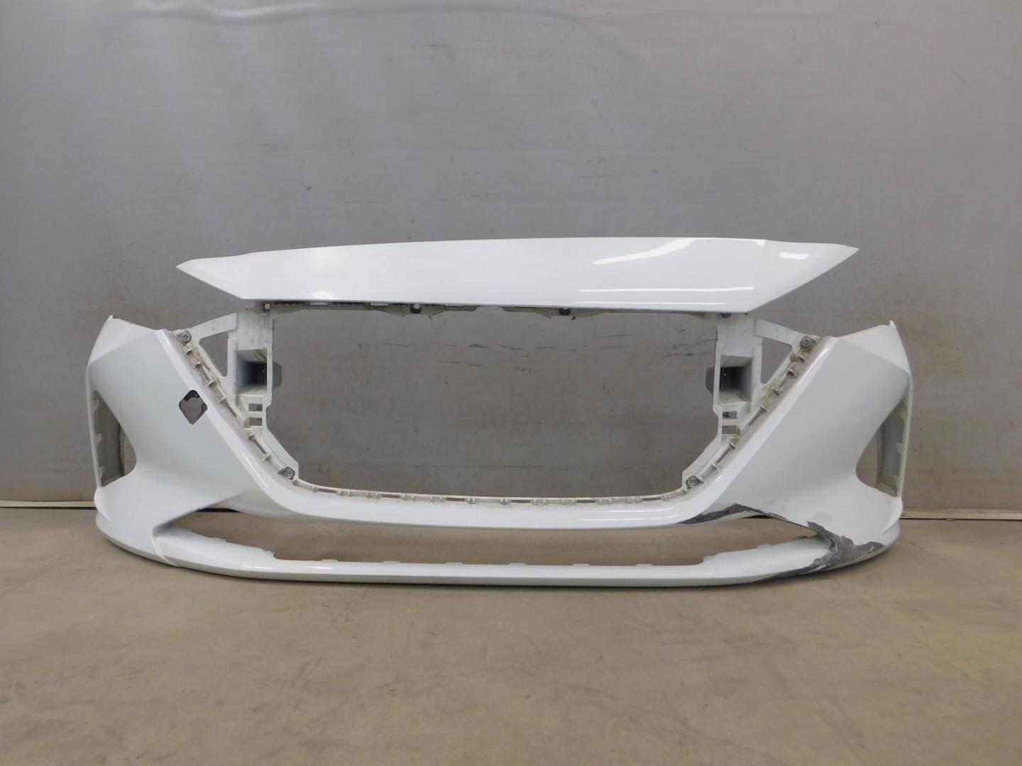 Бампер передний