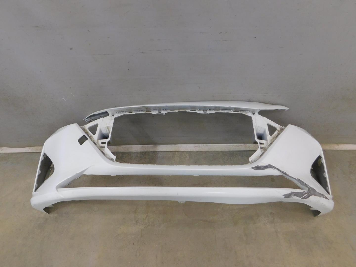 Бампер передний