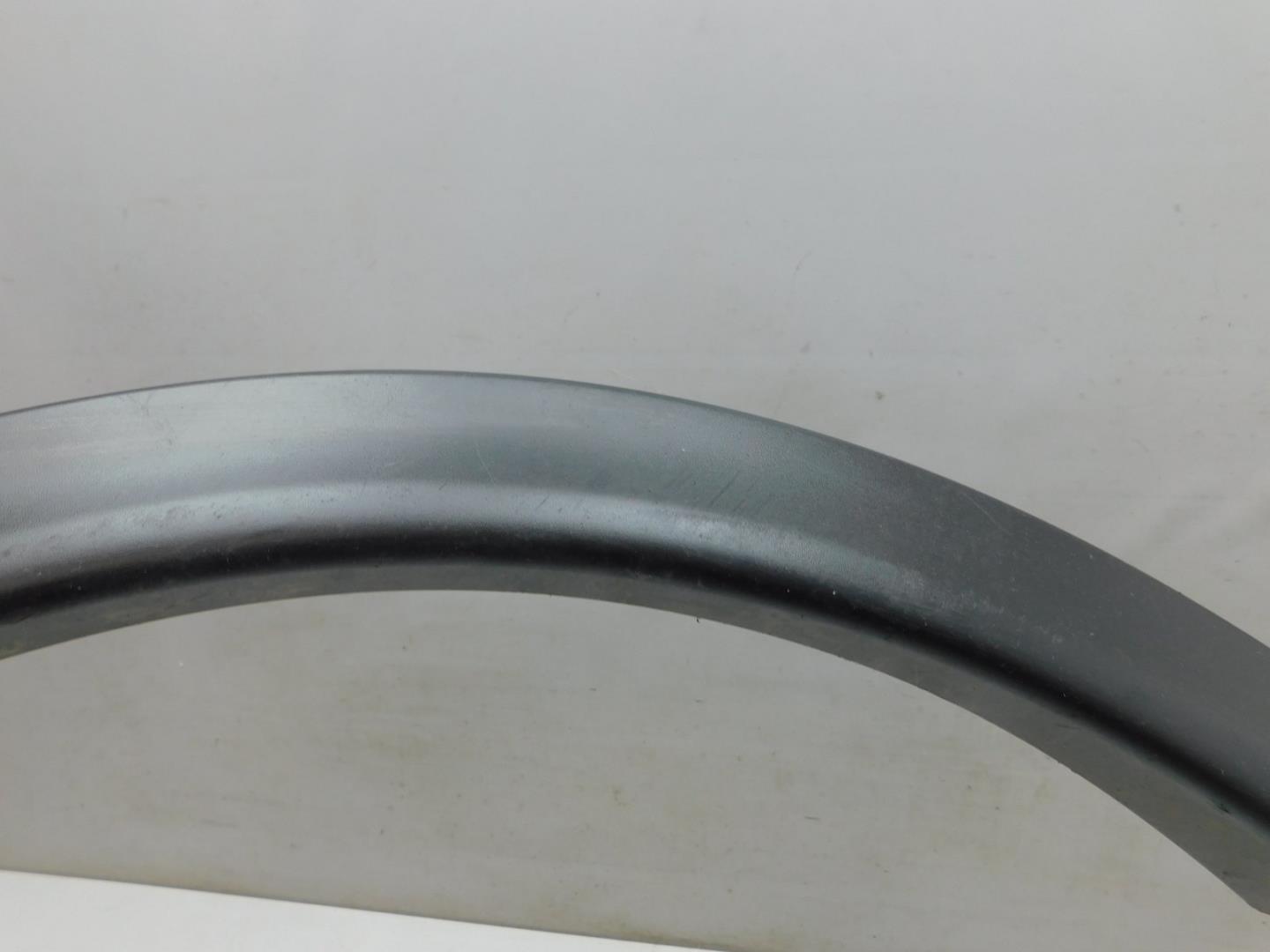 Накладка заднего крыла правого