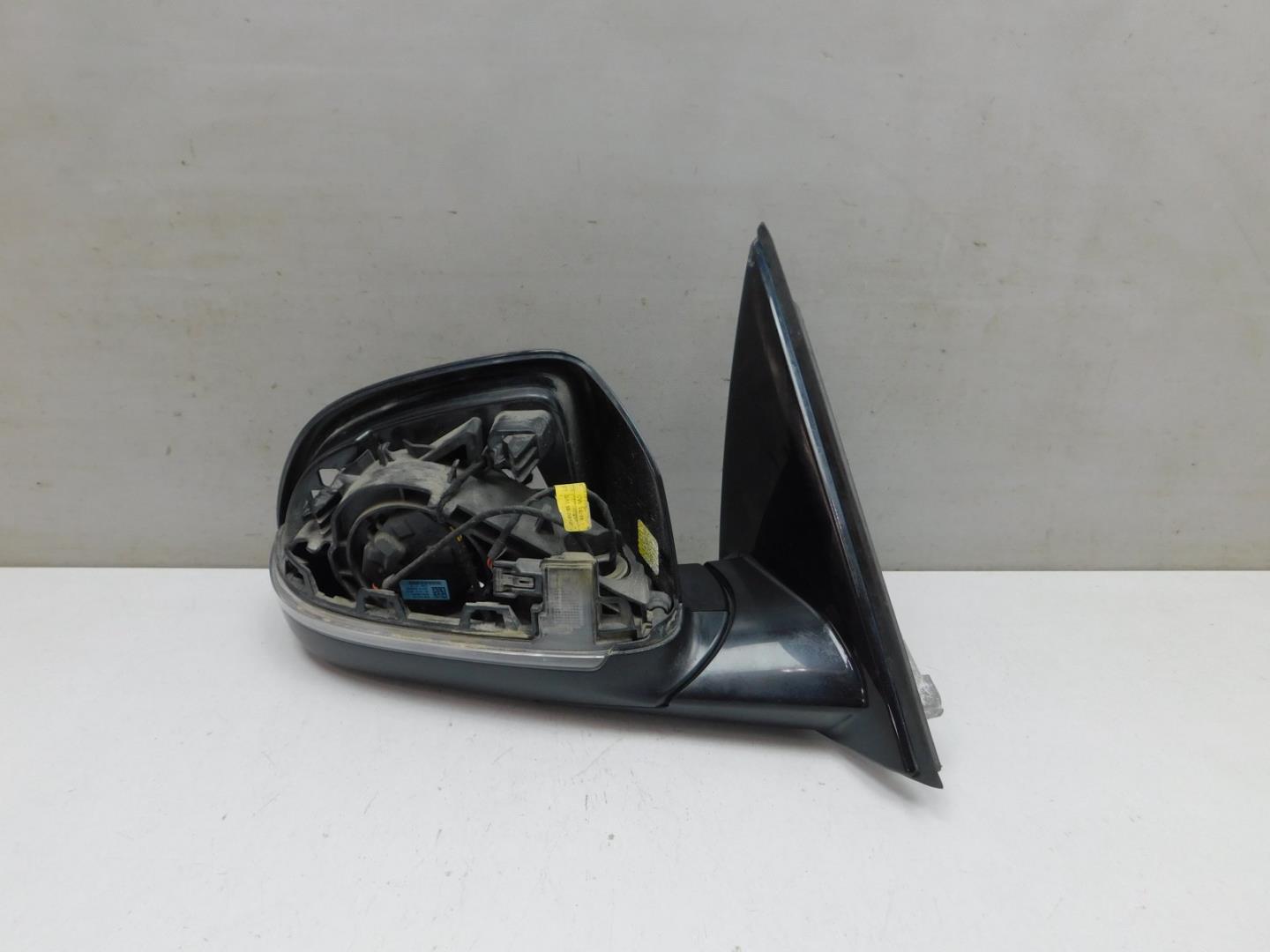 Зеркало правое электрическое