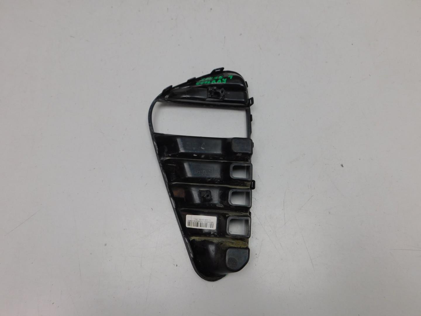 Решетка в бампер правая