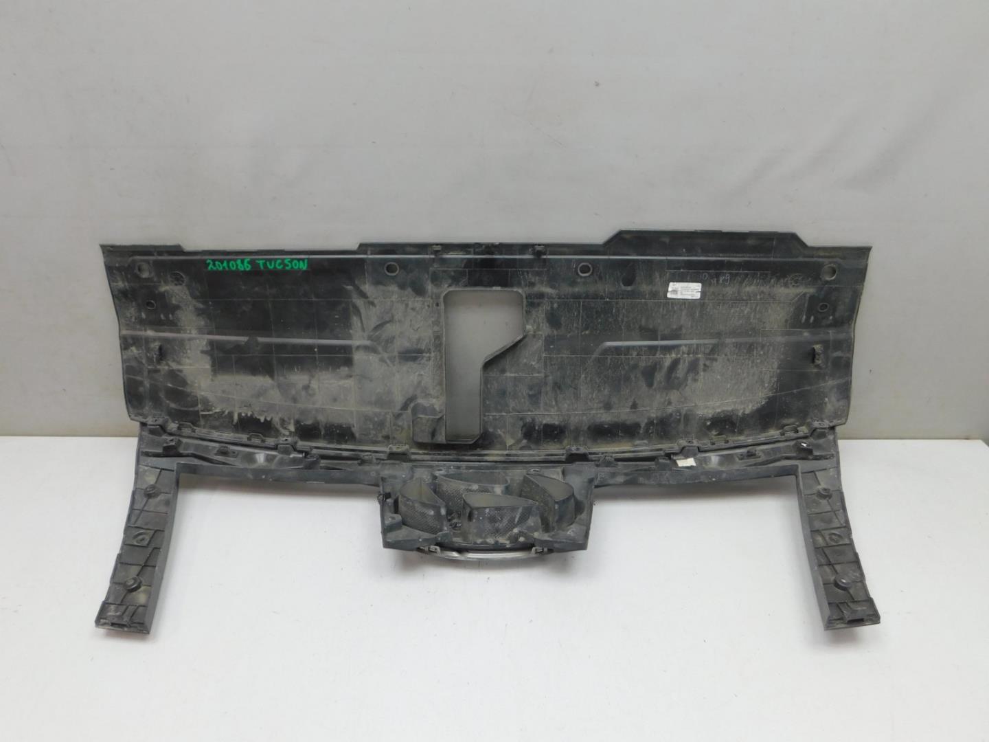 Накладка на решетку радиатора