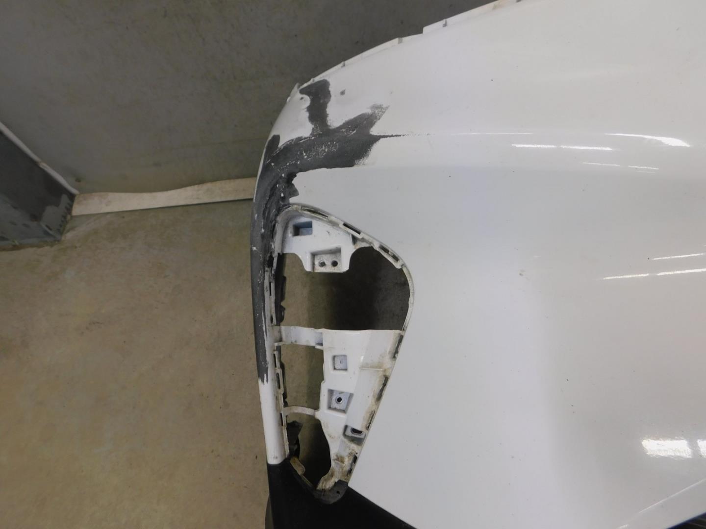 Бампер передний