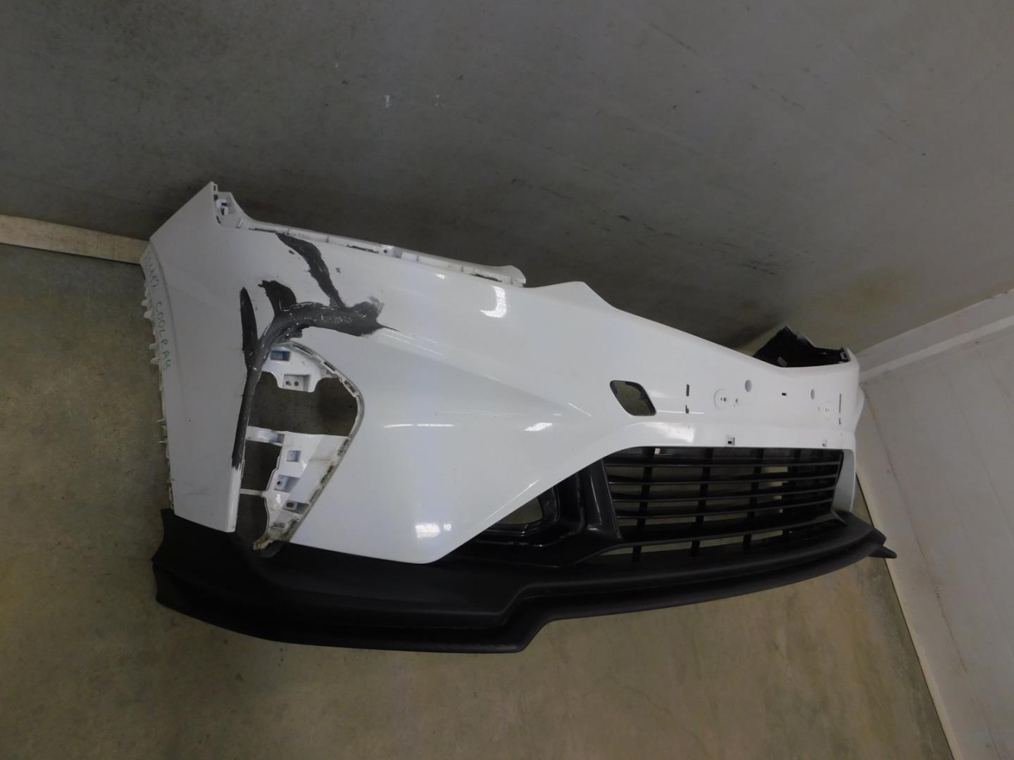 Бампер передний