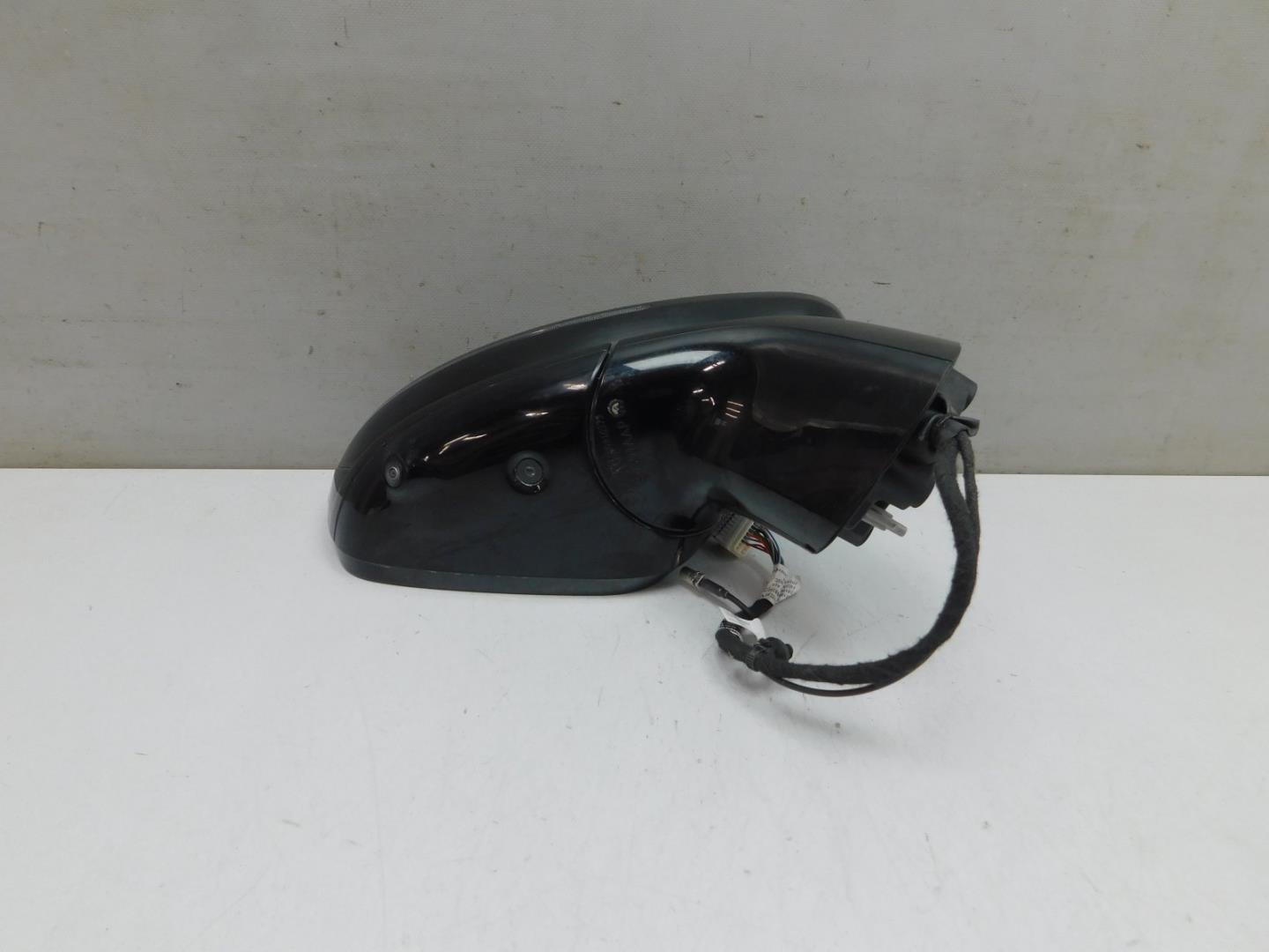 Зеркало правое электрическое