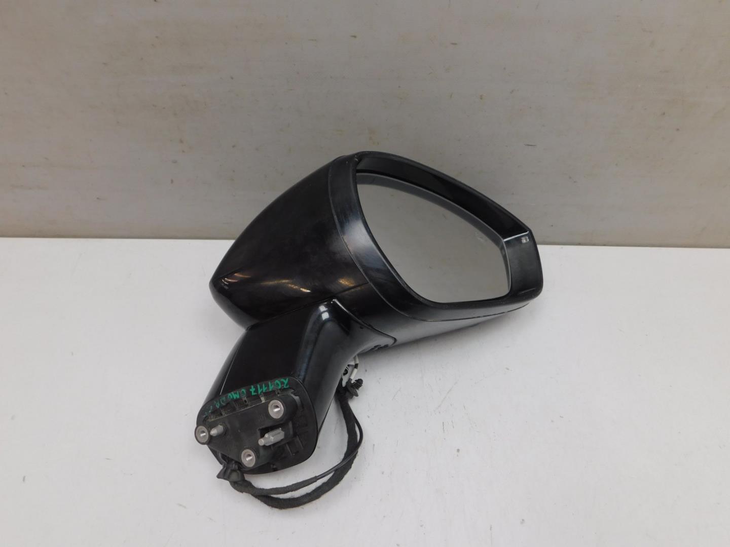 Зеркало правое электрическое