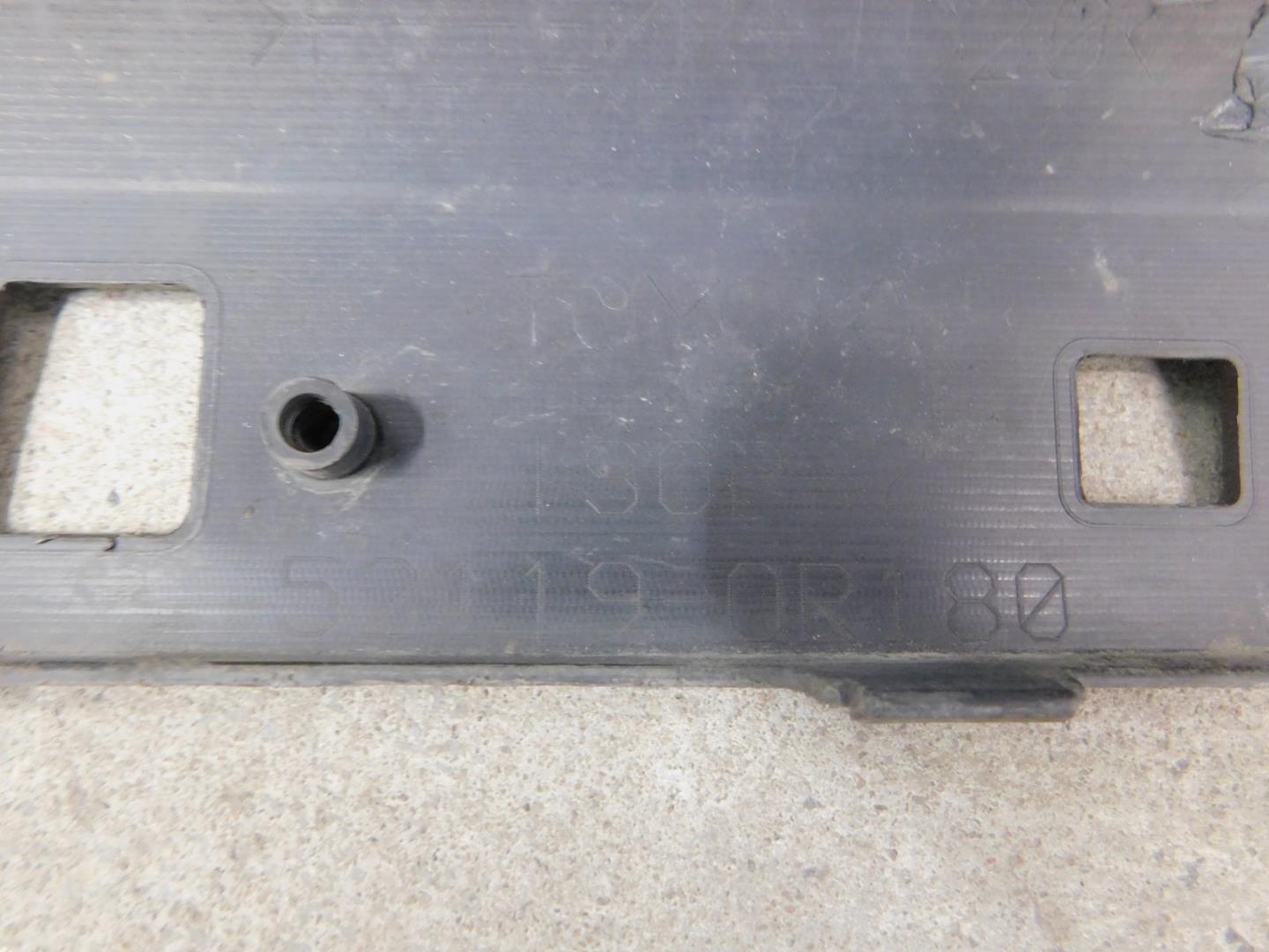 Бампер передний