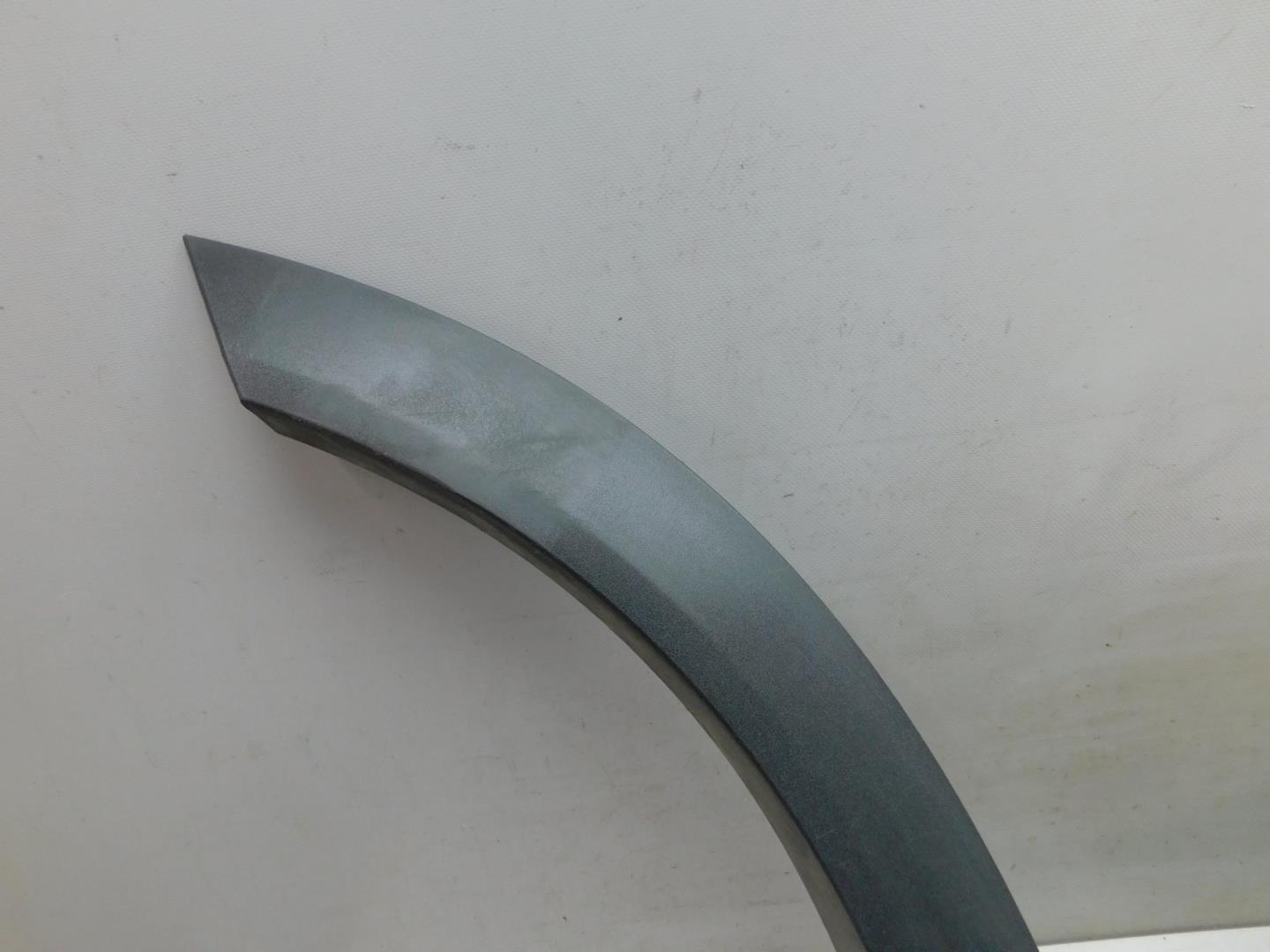 Накладка двери задней правой