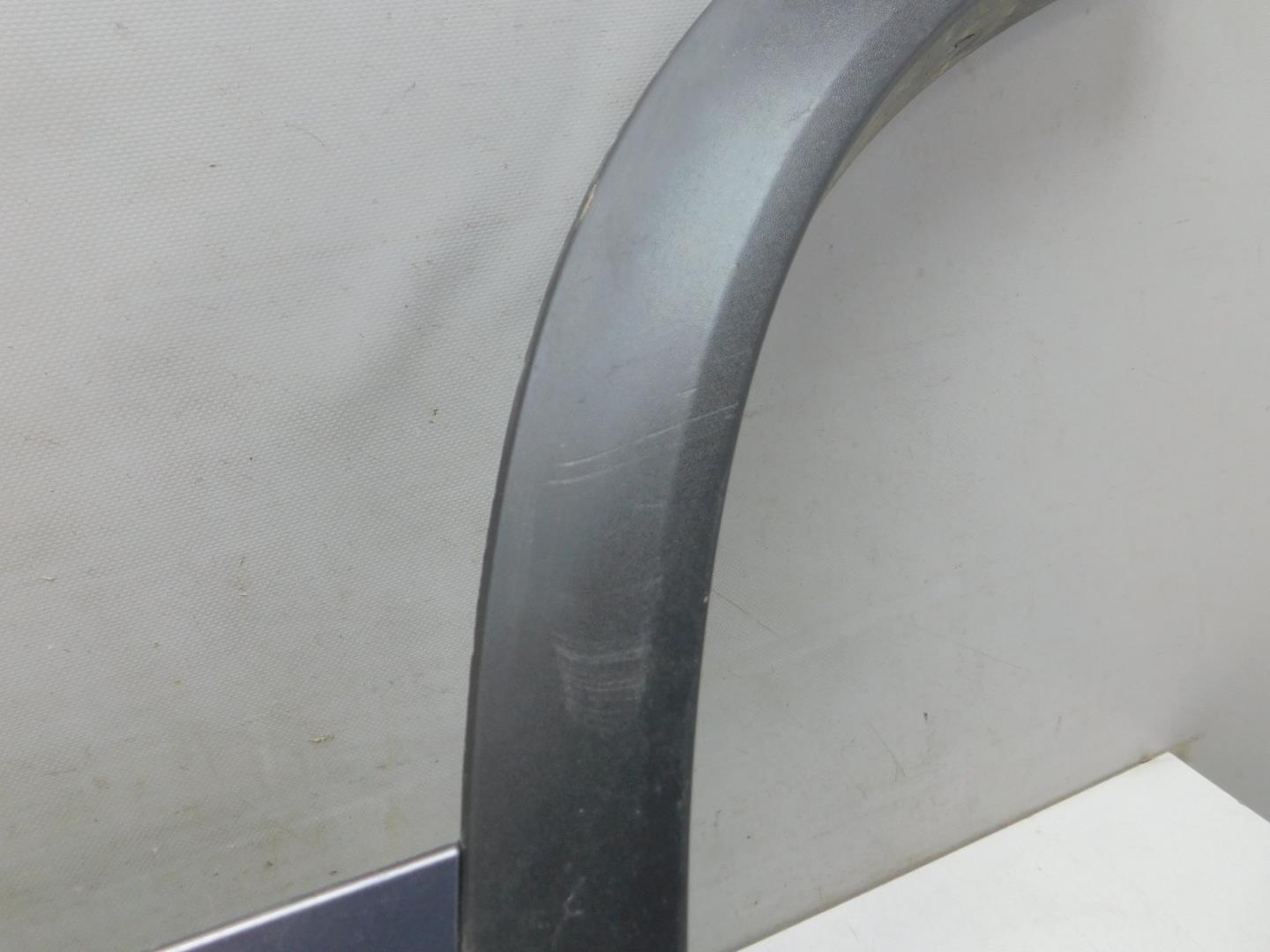 Накладка двери задней левой