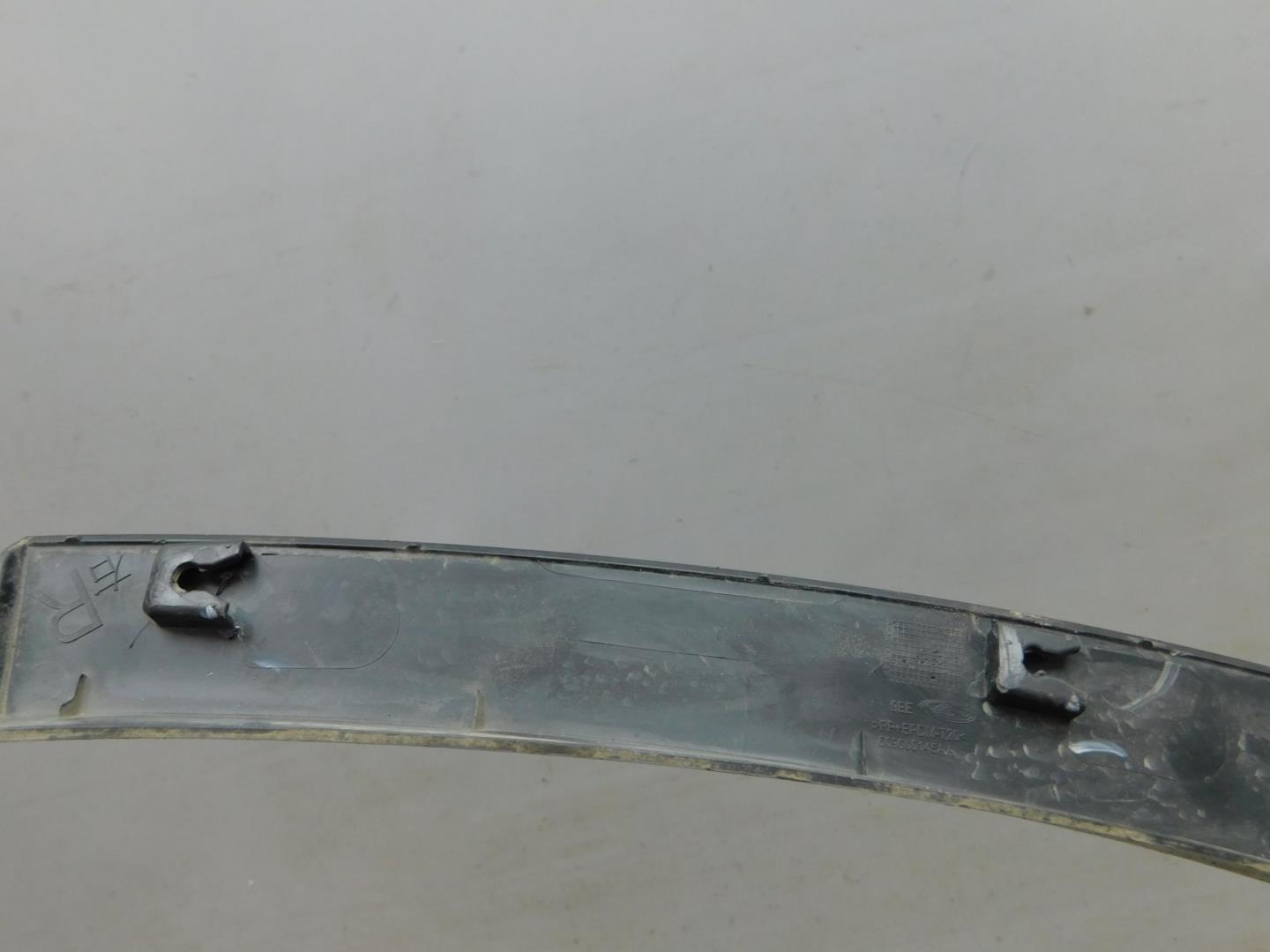 Накладка двери задней правой