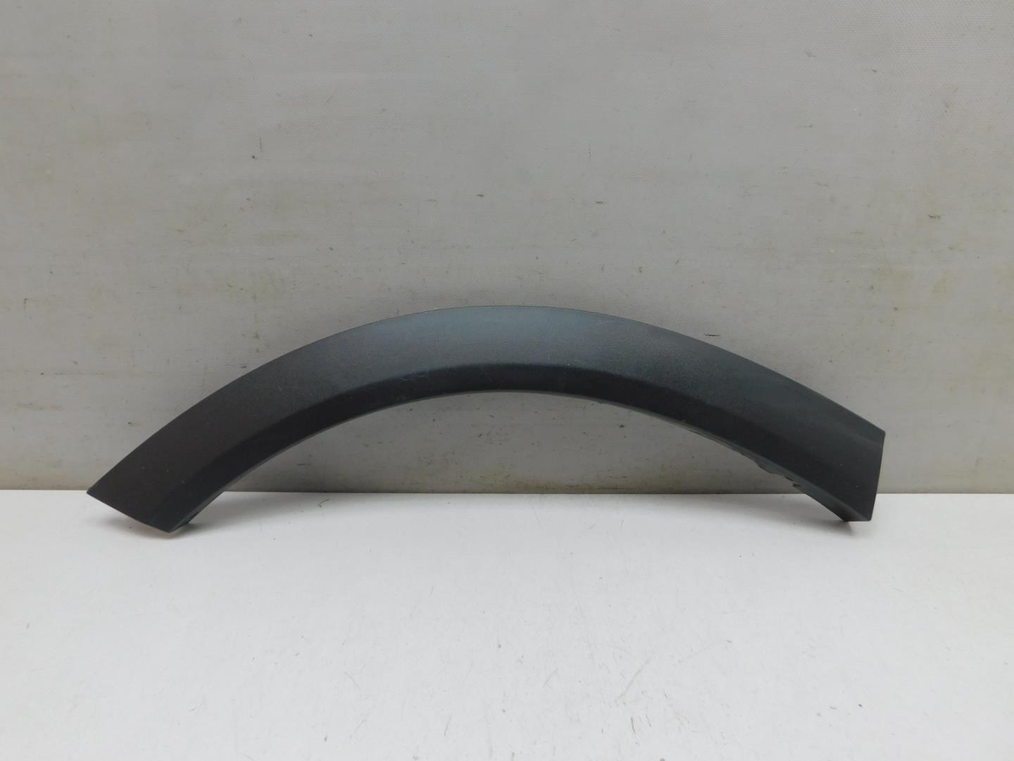 Накладка заднего крыла правого