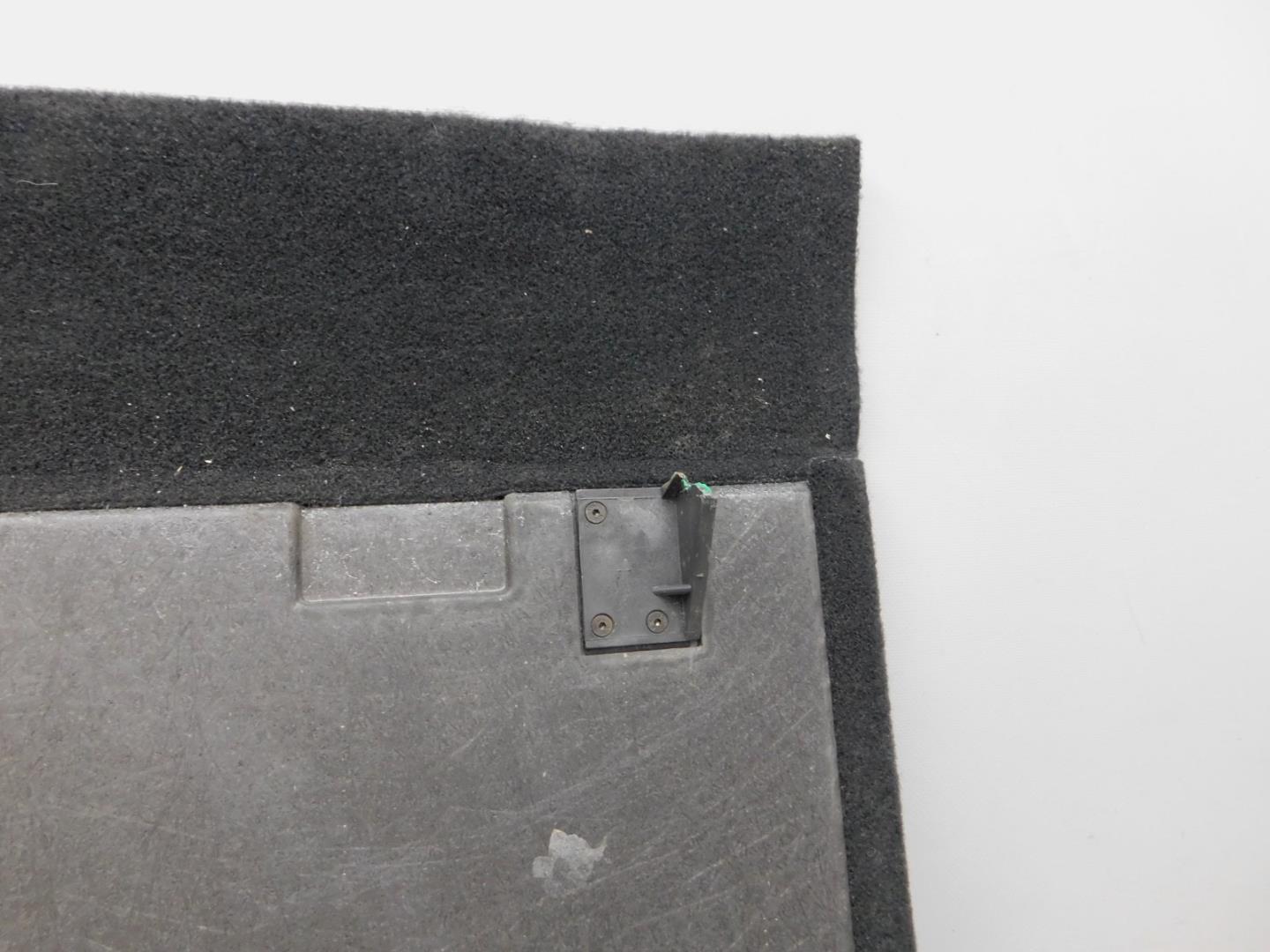 Обшивка багажника