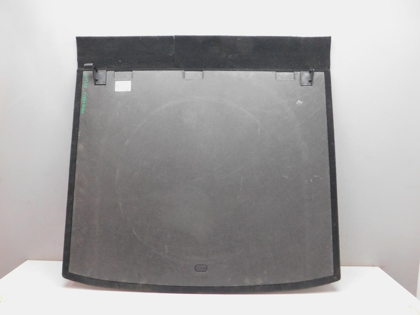 Обшивка багажника